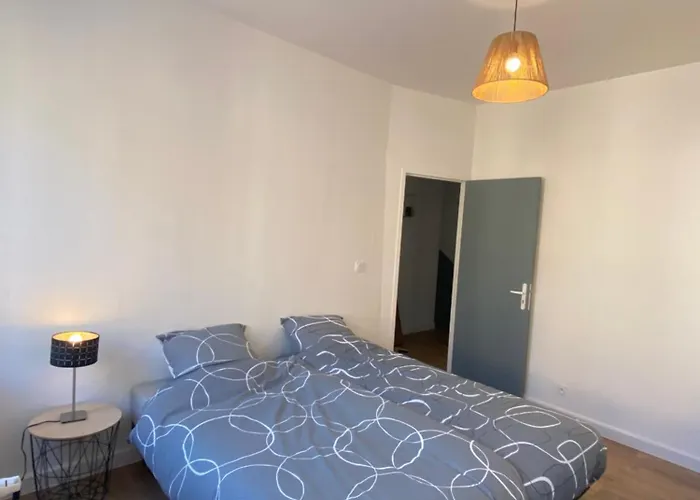 La Maison Des Copains, Garage Et Wifi